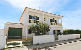 U - Casa Quinta Estacao